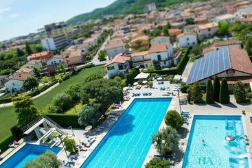 هتل Terme Antoniano