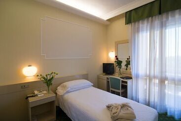 هتل Terme Antoniano