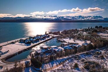 استراحتگاه Villa Huapi
