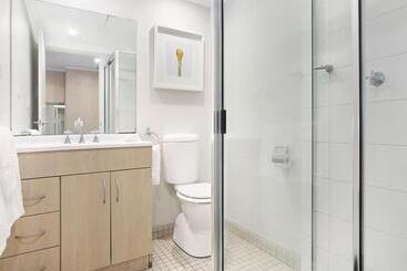 Sydney Airport Suites