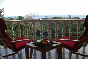 تختخواب و صبحانه Lime Hill Lodge