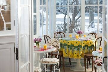 Bed & Breakfast Hampton Terrace Inn