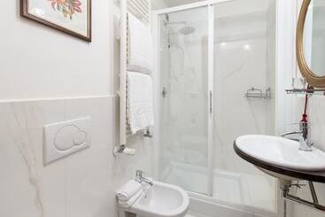 تختخواب و صبحانه Residenza La Loggia