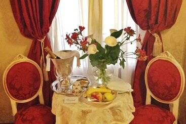 تختخواب و صبحانه Residenza La Loggia