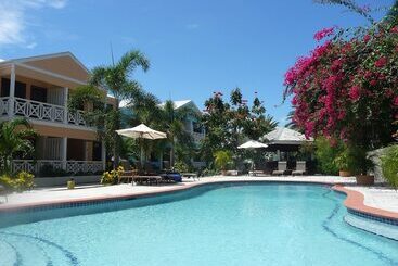 Buccaneer Beach Club - Antigua-Dickenson Bay