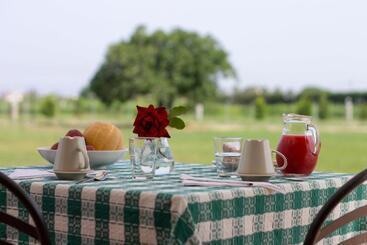 هتل Agriturismo Il Gelsomino Ritrovato