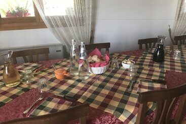 هتل Agriturismo Nonna Rina