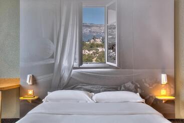 B&b Hotel Antibes Sophia Antipolis
