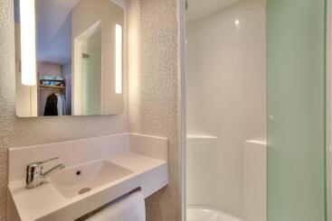 B&b Hotel Antibes Sophia Antipolis
