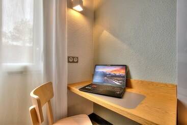 B&b Hotel Antibes Sophia Antipolis