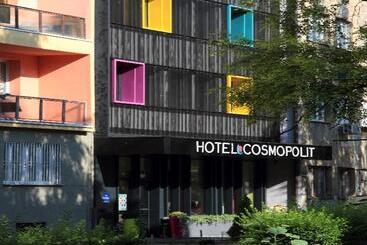هتل Cosmopolit