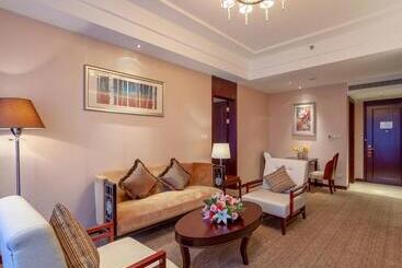Cyts Eastern Jiading Hotel Shanghai   Original Cyts Greentree Eastern International