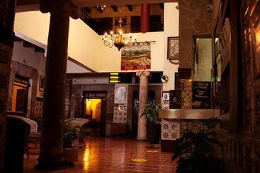 هتل El Carmen, Morelia