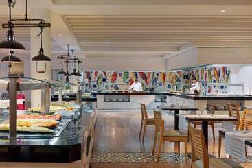 هتل H10 Ocean Suites