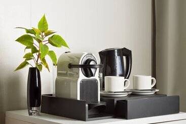 هتل H10 Ocean Suites