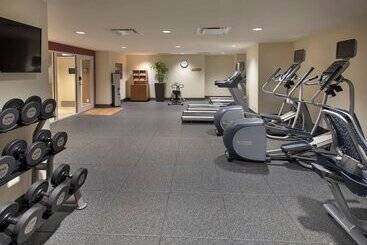 هتل Hilton Garden Inn Chicago Downtown Riverwalk