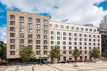 هتل Holiday Inn Frankfurt   Alte Oper, An Ihg