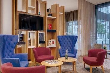 هتل Holiday Inn Frankfurt   Alte Oper, An Ihg