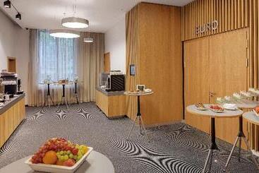 هتل Holiday Inn Frankfurt   Alte Oper, An Ihg