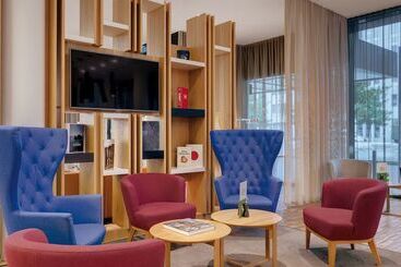 هتل Holiday Inn Frankfurt   Alte Oper, An Ihg