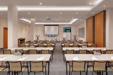 هتل Holiday Inn Frankfurt   Alte Oper, An Ihg