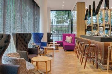هتل Holiday Inn Frankfurt   Alte Oper, An Ihg