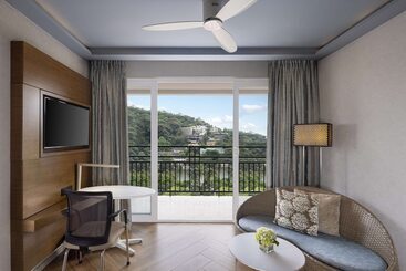 Radisson Hotel Kandy