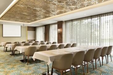 هتل Ramada By Wyndham Gemli̇k