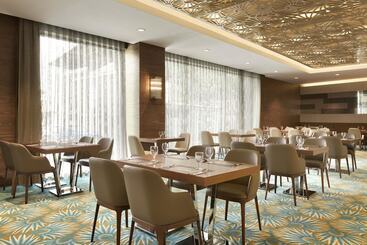 هتل Ramada By Wyndham Gemli̇k