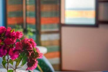 هتل Thea Villas And Suite