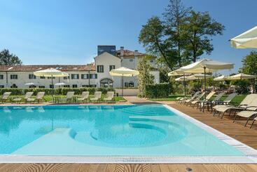 호텔 Villa Barbarich Venice Mestre