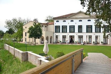 호텔 Villa Barbarich Venice Mestre