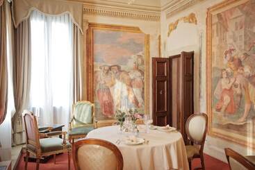 호텔 Villa Barbarich Venice Mestre