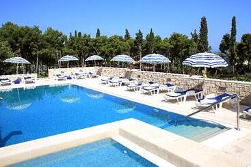 هتل Villa Vela Luka