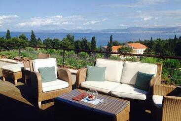 هتل Villa Vela Luka