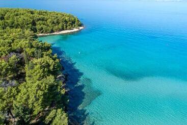 هتل Villa Vela Luka