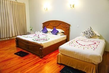 هتل Westay @ The Grand Nyaung Shwe, Inle Lake