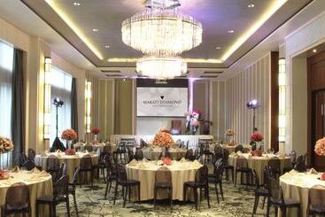 Makati Diamond Residences