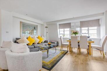Nell Gwynn Chelsea Accommodation