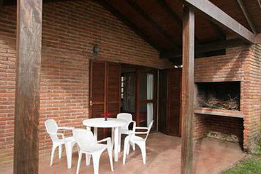استراحتگاه Complejo Turístico Piccola Marina