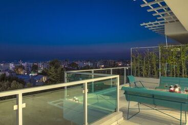 Scale Suites