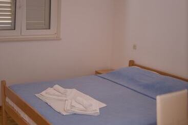 Aparthotel Marina Gromela
