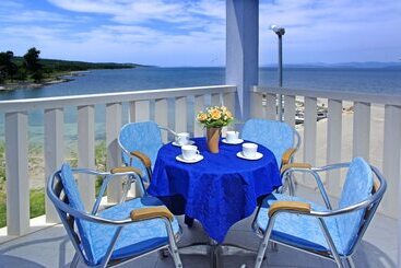 Aparthotel Marina Gromela