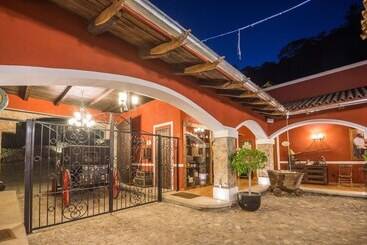Boutique Hacienda Caudillos