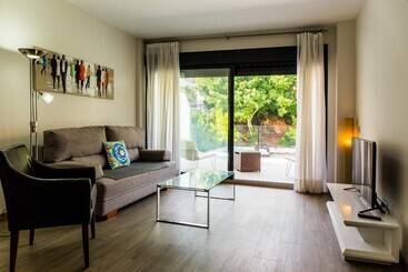 Bluesea Dimona Suites