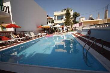 Eleni Apartments