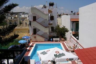 Eleni Apartments