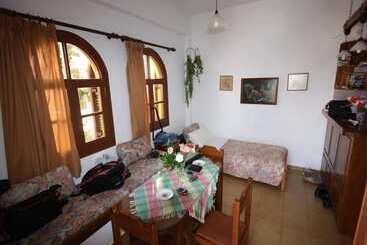 Eleni Apartments