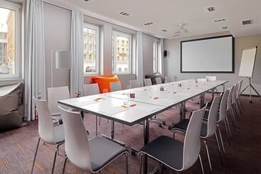 酒店 Aloft München