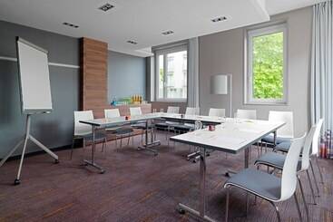 酒店 Aloft München